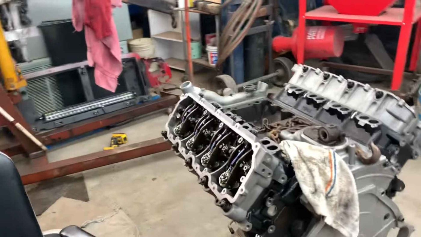 6.0 Powerstroke Gets 205/30 Injectors From Holders Diesel!https://minimaxxtuner.com