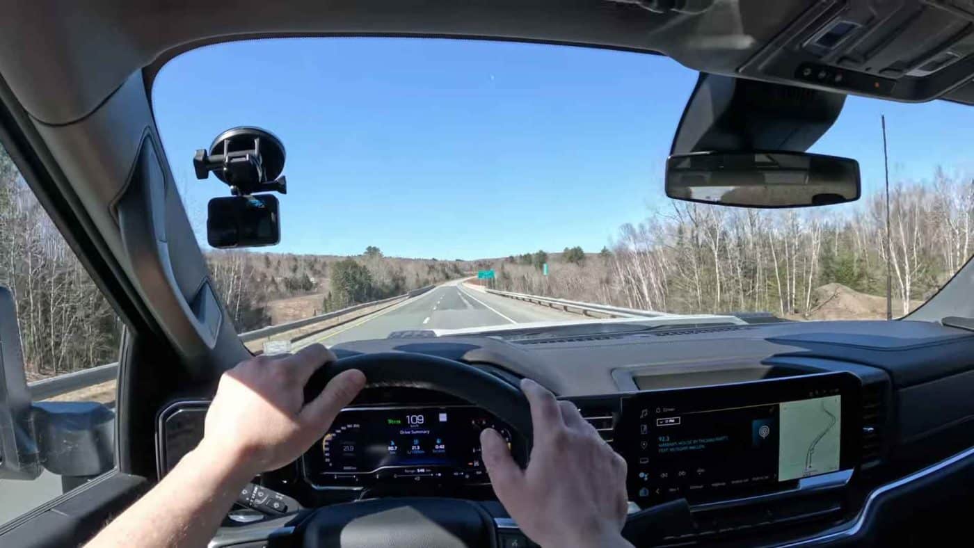Chevy 2500 6.6L NEW DURAMAX DIESEL Towing (L5P) *Heavy Mechanic Review* | Is It the BEST??https://minimaxxtuner.com
