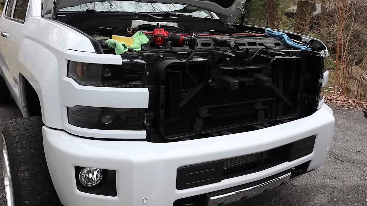  Building my DREAM LML Duramax! FULL Exhaust & Tune, 14 Screen, Wheels, Suspension & More! h