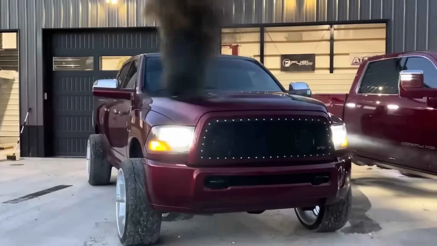 Bryce Johnson's VIRAL 6.7 Cummins Burnout Truck (Build Overview) 
https://minimaxxtuner.com